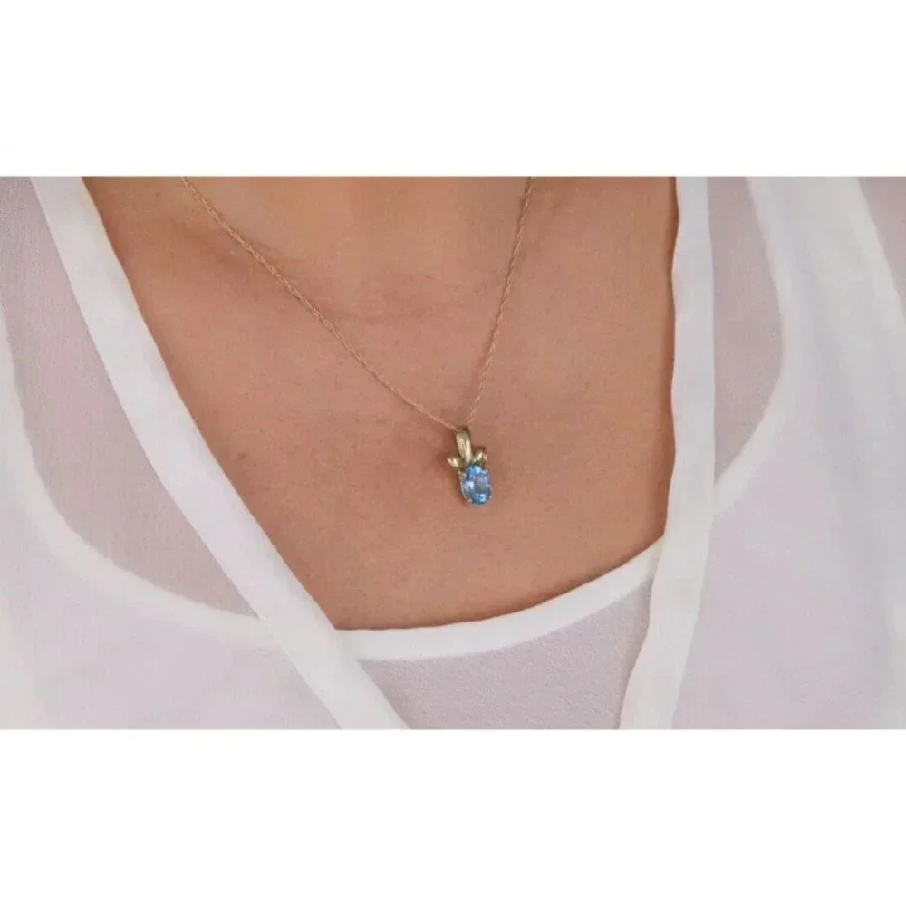 Pendant Only 10k Yellow Gold Natural Blue Topaz Pendant - Picture 2 of 5